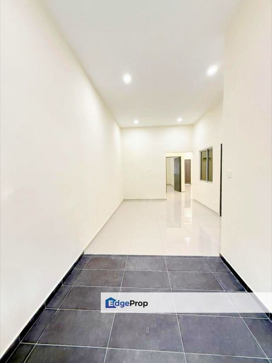 Taman Perling / Jalan Camar / Single Storey Terrace , Johor, Johor Bahru