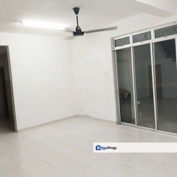 Taman Pulai Jaya / Skudai / Kangkar Pulai / 2 Storey Medium Cost , Johor, Kangkar Pulai