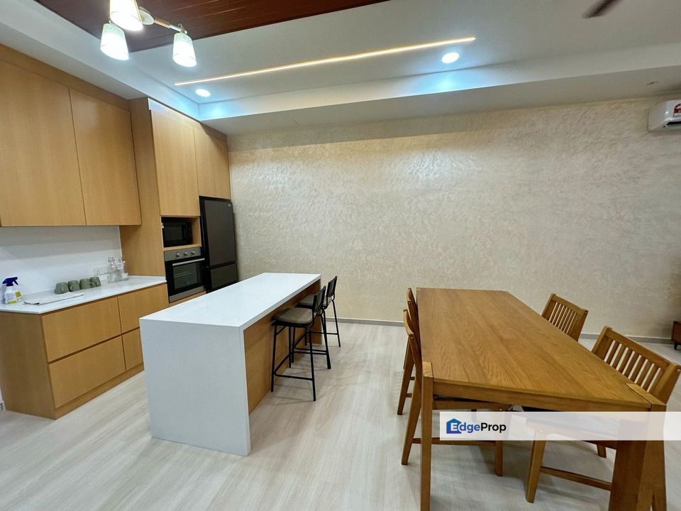 Eco Botanic 2 / The Borough / Double Storey Terrace , Johor, 