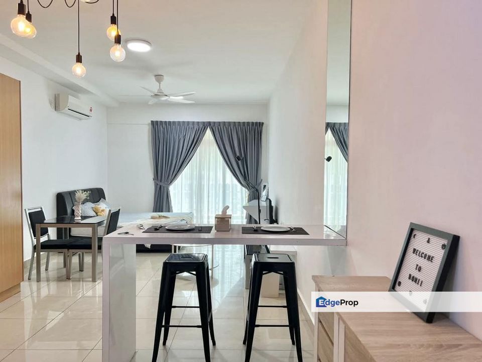 D'Secret D'Summit Kempas Setia Tropika Sky Peak Sky Garden, Johor, Johor Bahru