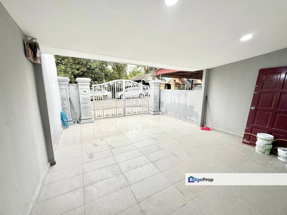 Taman Rinting / Jalan Gelam / Single Storey Low Cost , Johor, Masai