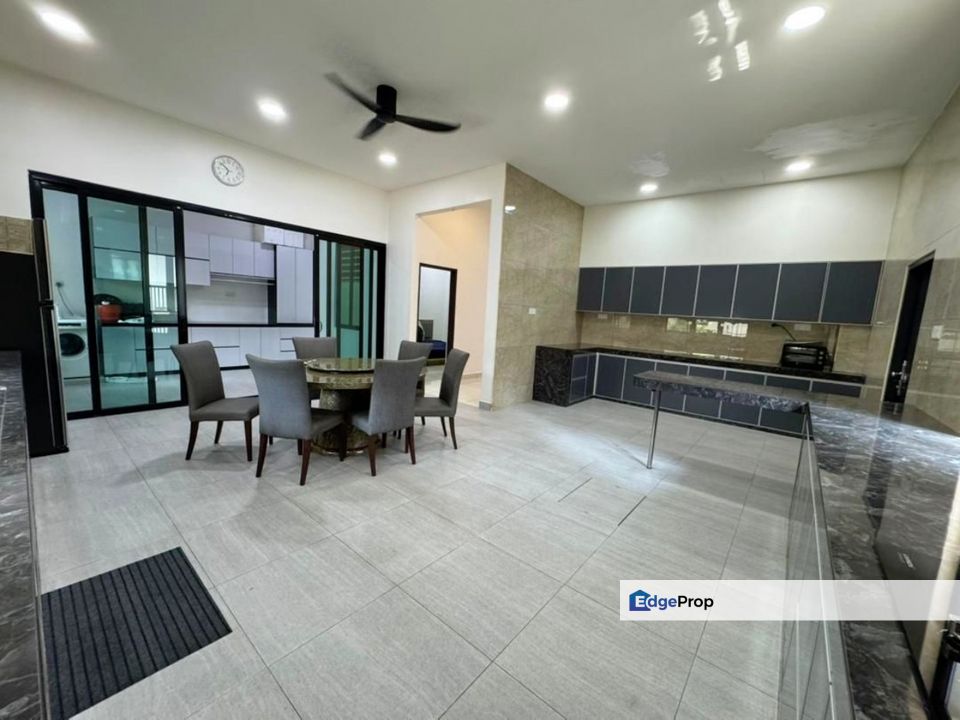 Taman Sri Intan / Jalan Bentara / 2.5 Storey Semi D , Johor, Johor Bahru