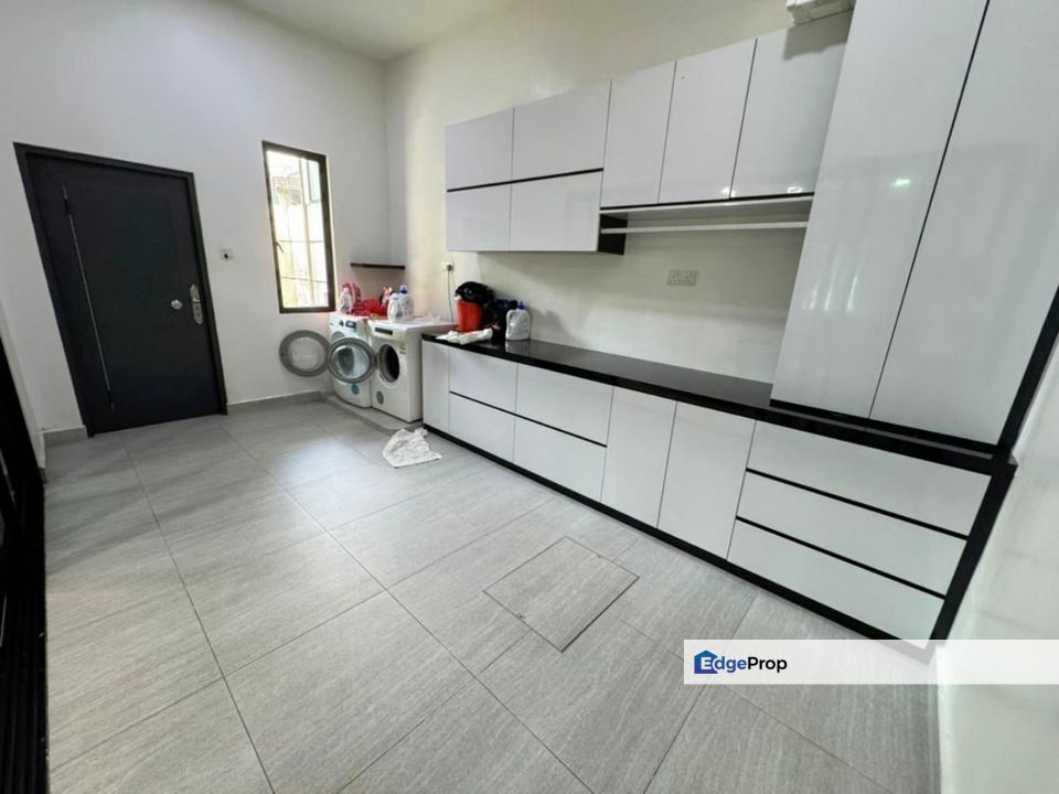 Taman Sri Intan / Jalan Bentara / 2.5 Storey Semi D , Johor, Johor Bahru