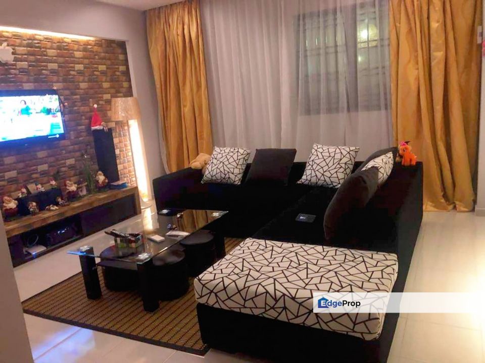 Acacia / Bandar Putra / Kulai / Double Storey Terrace , Pahang, Kuantan