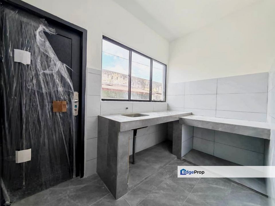 Taman Ungku Tun Aminah / Jalan Bentara / Single Storey Terrace , Johor, Skudai