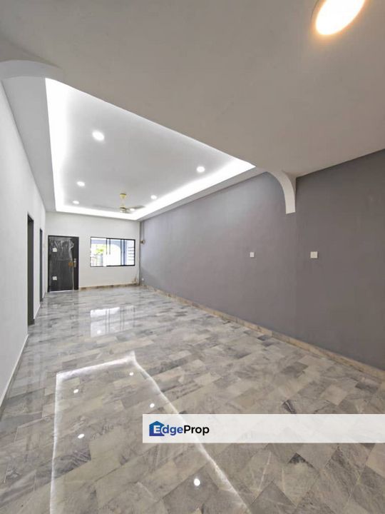 Taman Ungku Tun Aminah / Jalan Bentara / Single Storey Terrace , Johor, Skudai