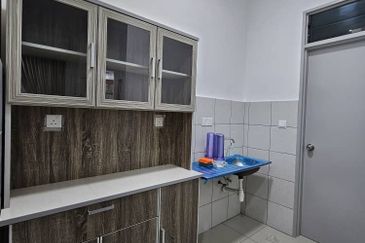 Nikka City Sentral@Bandar Sri Permaisuri K.L. room for Rent