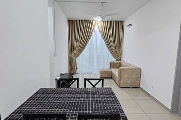 Nikka City Sentral@Bandar Sri Permaisuri K.L. room for Rent