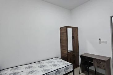 Nikka City Sentral@Bandar Sri Permaisuri K.L. room for Rent