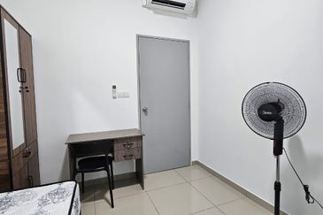 Nikka City Sentral@Bandar Sri Permaisuri K.L. room for Rent