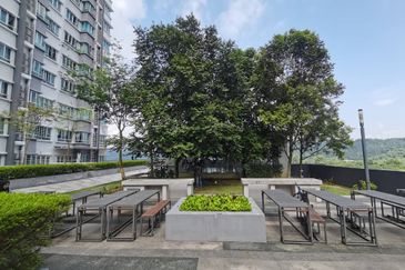 Savanna Executive Suites @ Southville City