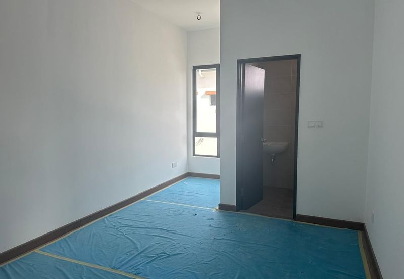 [FREEHOLD] SERAI 168