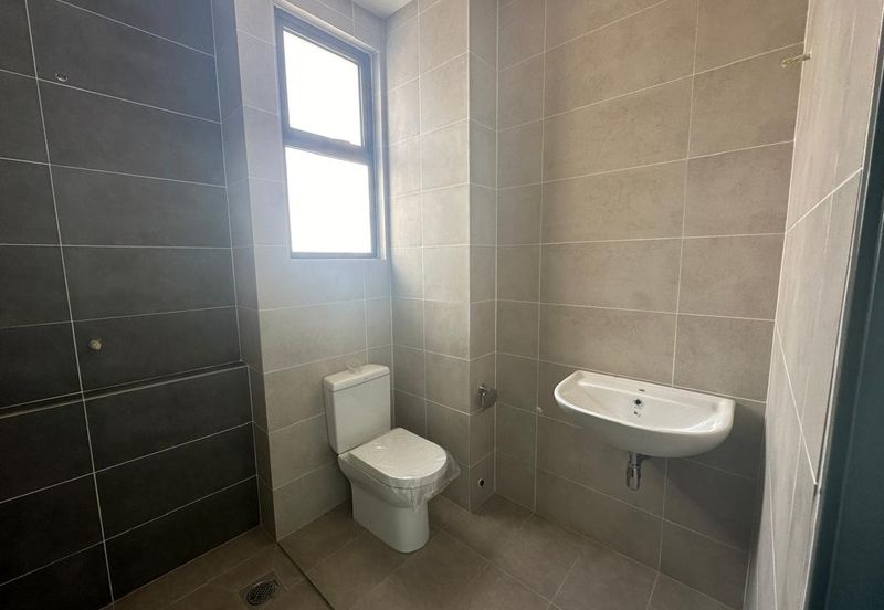 [FREEHOLD] SERAI 168