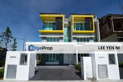 Serene @ 3 Storey Terrace House, Selangor, Bandar Country Homes