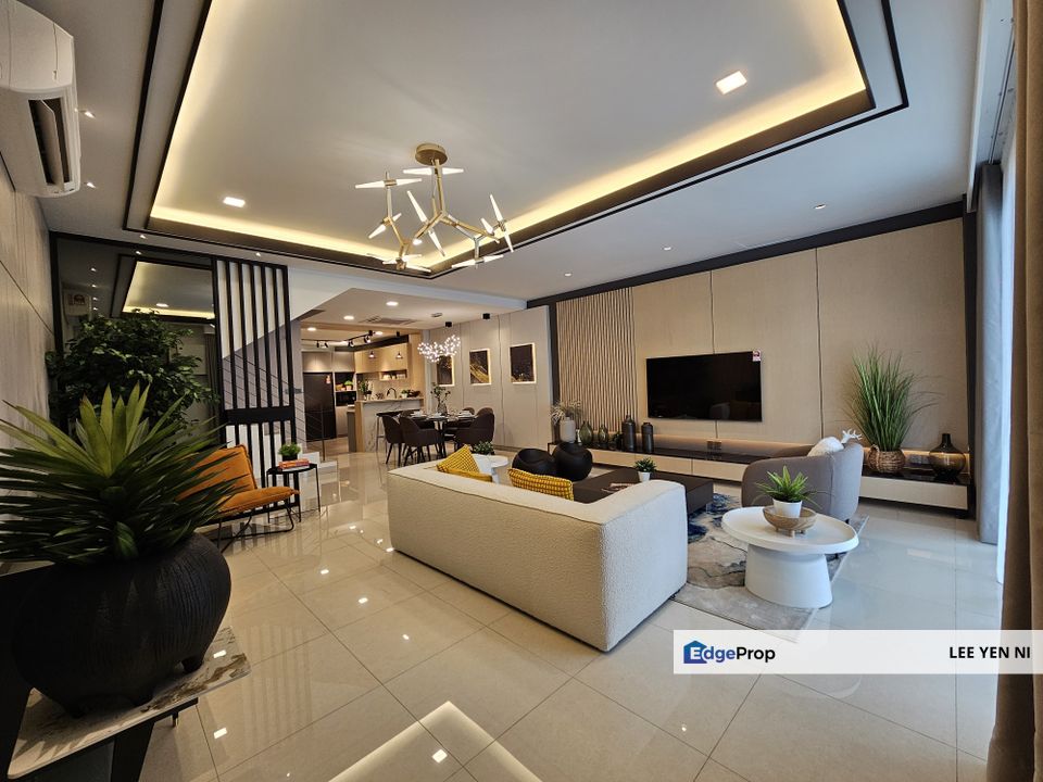 Direct Access to Dash Highway (15mins to Damansara), Selangor, Shah Alam
