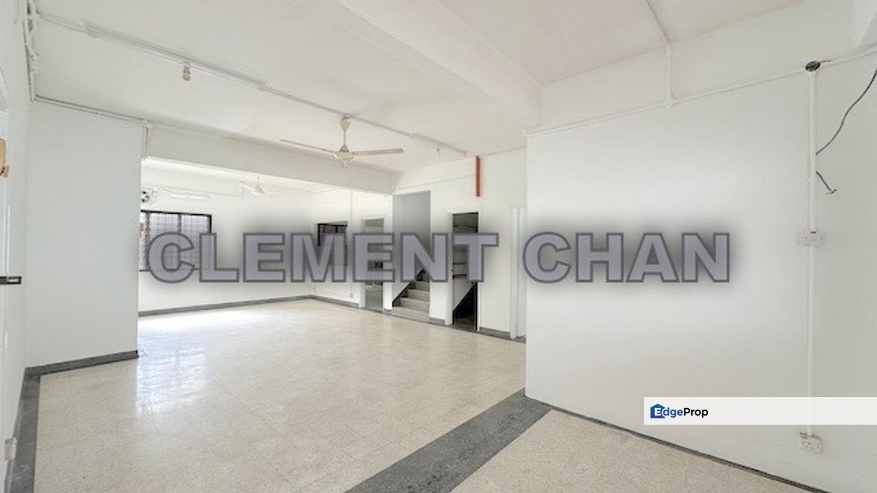 Retro Semi Detached Home For Sale, Selangor, Petaling Jaya