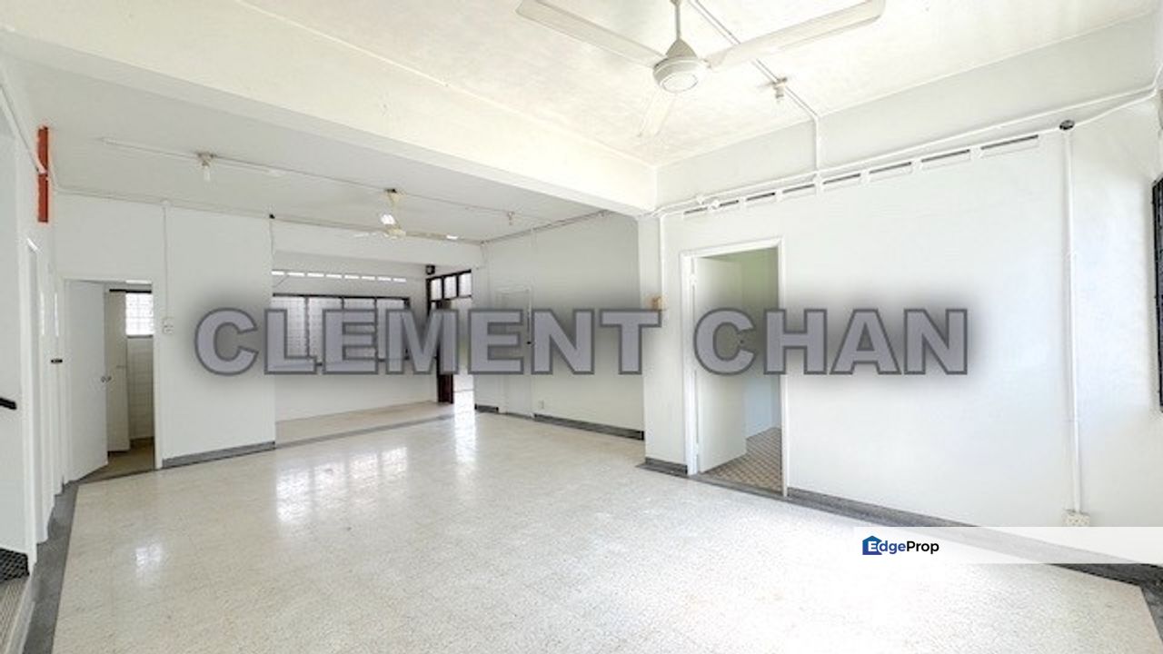 Retro Semi Detached Home For Sale, Selangor, Petaling Jaya