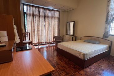 Double Storey Semi Detached House @ Batu Ferringhi For Sale