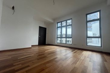 3 Storey Terrace House (Corner) at Jalan Sungai Ara