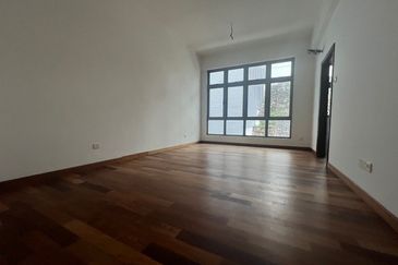 3 Storey Terrace House (Corner) at Jalan Sungai Ara