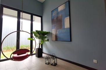 Freehold New Bungalow