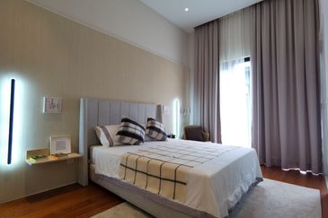 Freehold New Bungalow