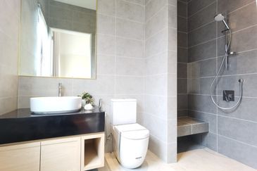 Freehold New Bungalow