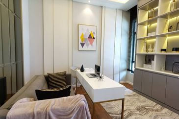 2 Storey Double Storey @ 2Km from Cyberjaya