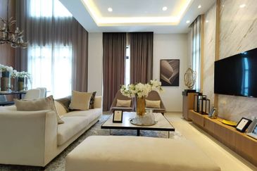 2 Storey Double Storey @ 2Km from Cyberjaya