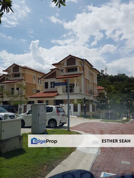 Freehold 3 Storey Bungalow @ Idaman Hills, Kuala Lumpur, Mont Kiara