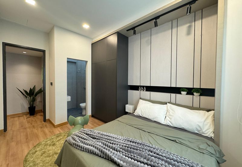 Zero Down Payment 3 Storey Link House @ U10 Shah Alam