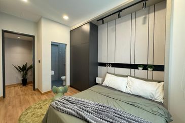 Zero Down Payment 3 Storey Link House @ U10 Shah Alam