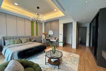 Zero Down Payment 3 Storey Link House @ U10 Shah Alam