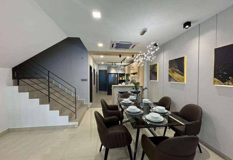 New 3 Storey Linkhouse near Bukit Jelutong