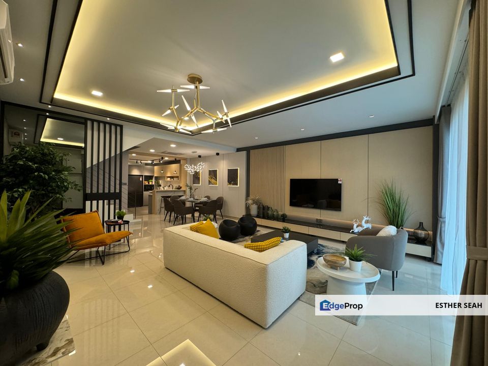 New 3 Storey Linkhouse near Bukit Jelutong, Selangor, Shah Alam