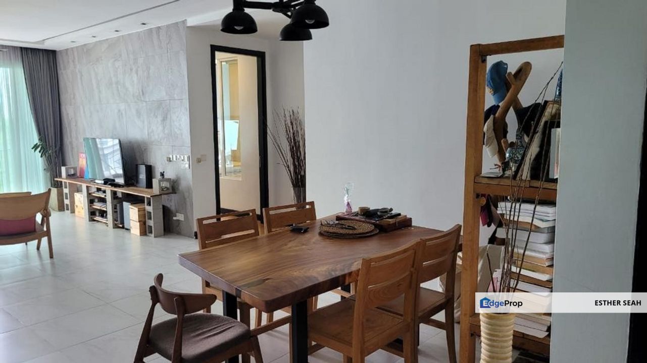 Kiaramas Ayuria Freehold Mont Kiara Modern Fully Renovated Ready Move In For Sale below Market Price, Kuala Lumpur, Mont Kiara