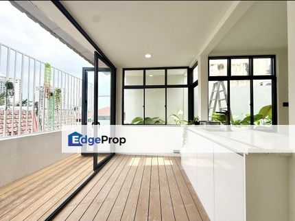 SuperLink with Rooftop, Own Garden , Kuala Lumpur, Seputeh