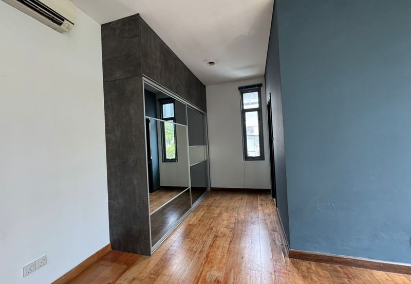 The Residence, Mont Kiara