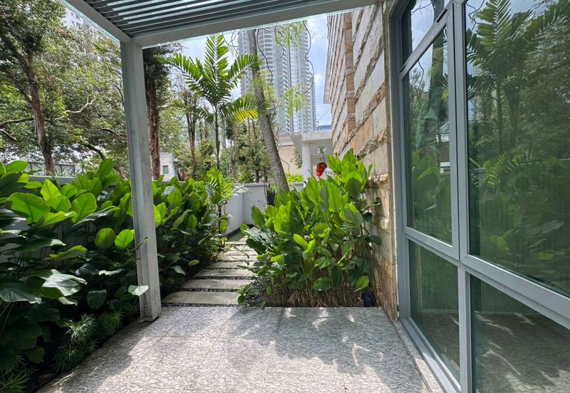 The Residence, Mont Kiara