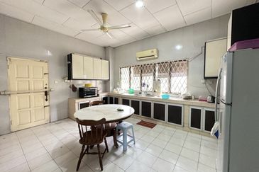 Taman Taynton (Taynton View)