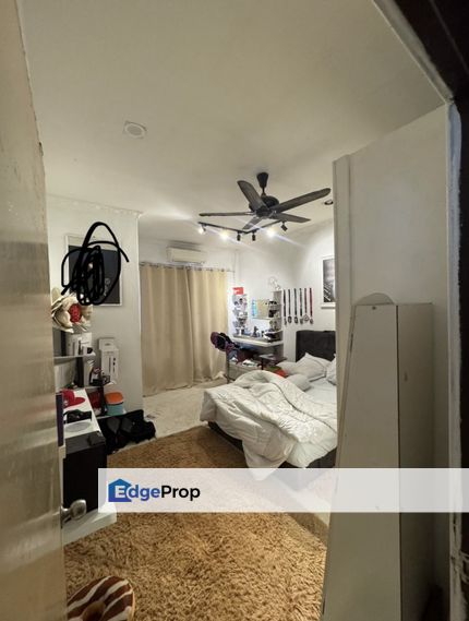 Freehold, Fully Rennovated Semi D , Selangor, Semenyih