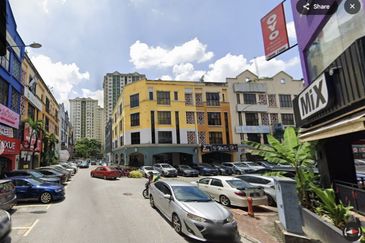 Danau Business Centre