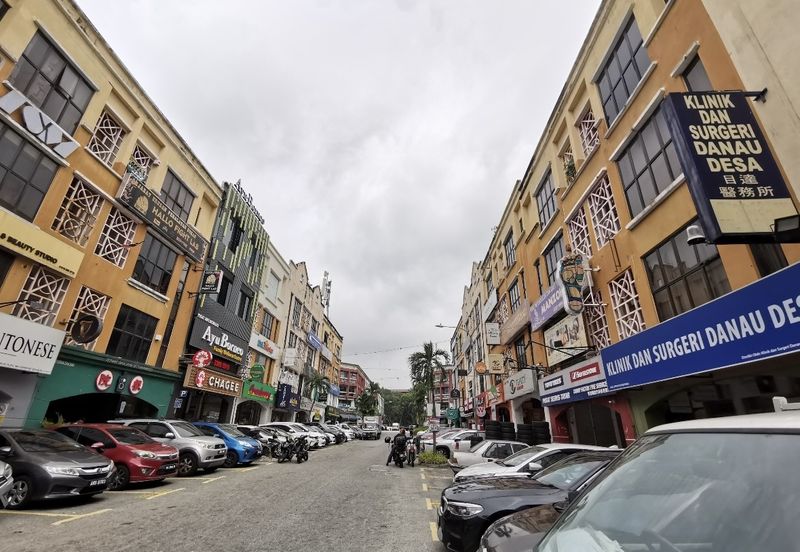 Danau Business Centre