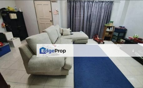 Facing playground, Freehold , Selangor, Balakong