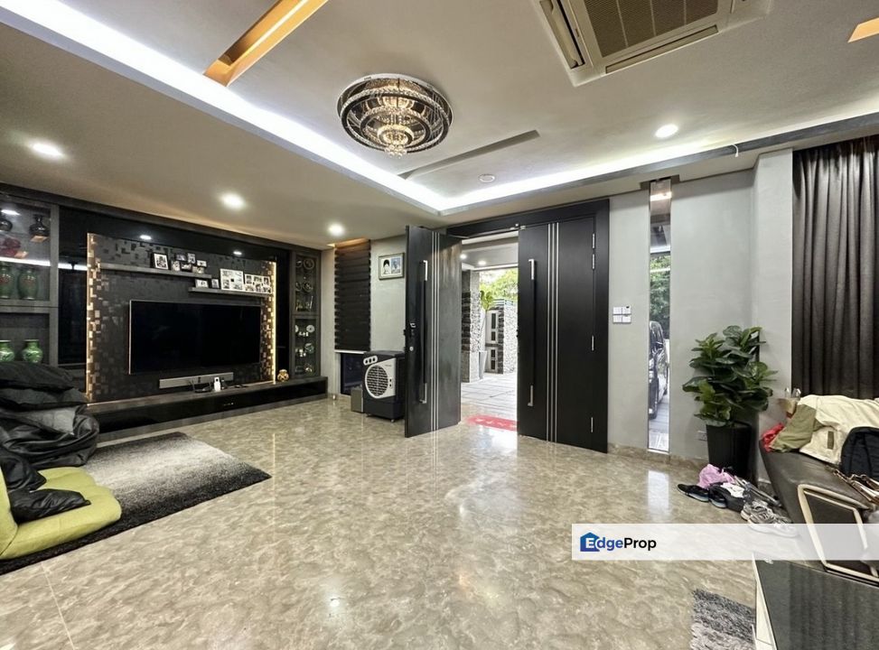 Freehold, Gated Guarded, Fully Rennovated , Selangor, Shah Alam