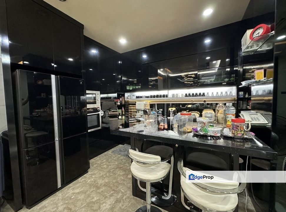 Freehold, Gated Guarded, Fully Rennovated , Selangor, Shah Alam