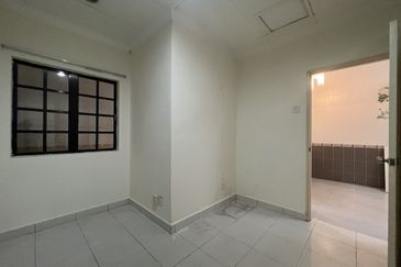 Bandar Tun Hussein Onn