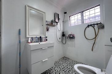 Bandar Tun Hussein Onn