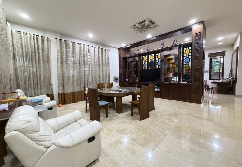 Bandar Tun Hussein Onn