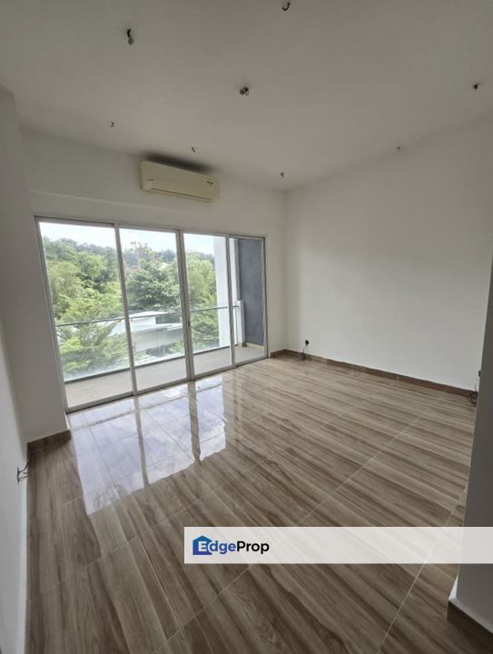 Upper Unit, Huge Comfortable, Near Guard House, Selangor, Bandar Puteri Puchong